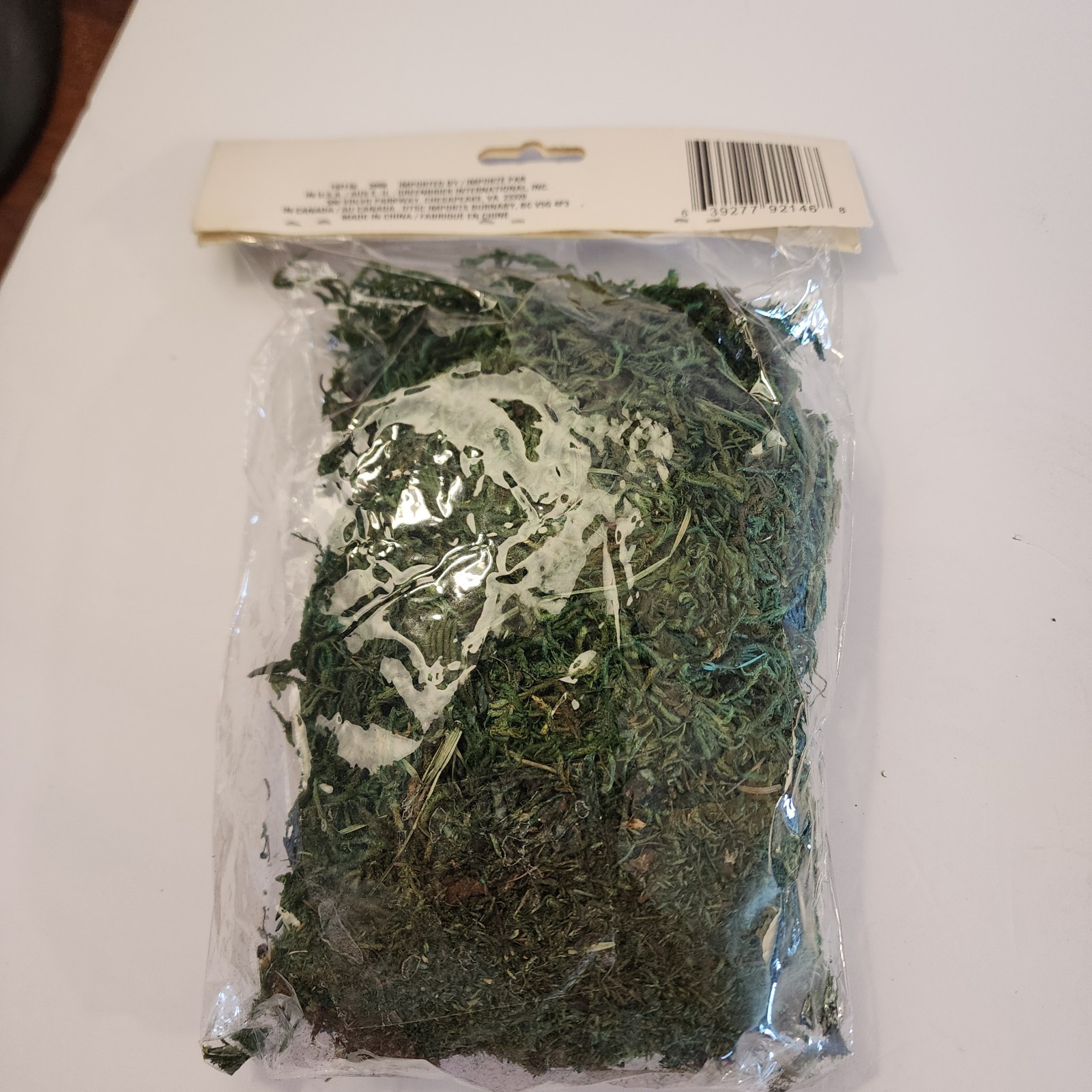 Floral Gardens; 1 Floral Moss; 1 Reindeer Moss; for Crafting/Decoration..