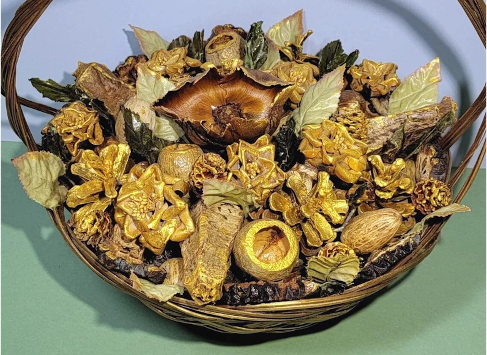 Thanksgiving/Christmas Dried Arrangement Rich Botanical Basket Table Centerpiece
