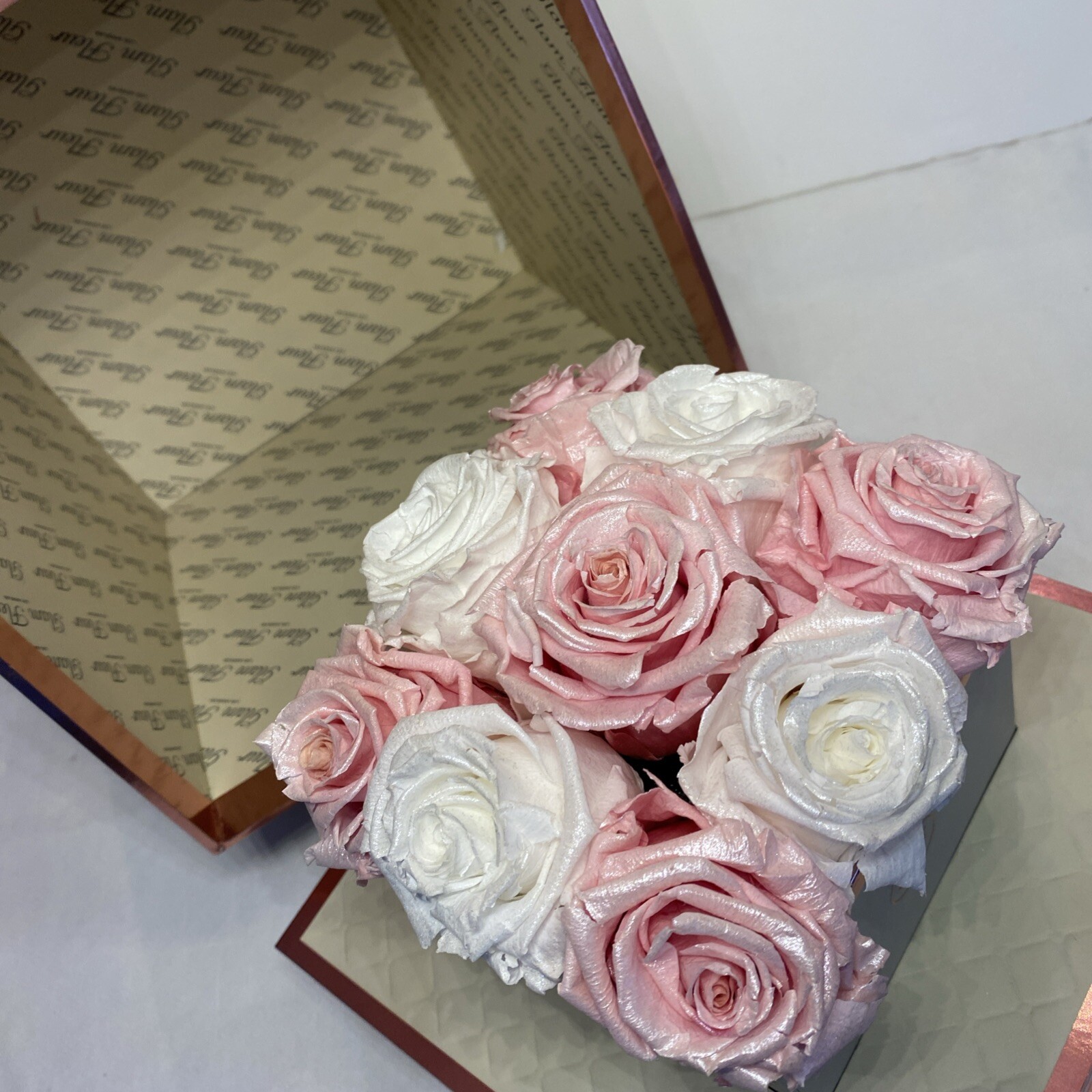 Glam Fleur Bouquet of Preserved Roses Los Angeles Valentines Day Flowers