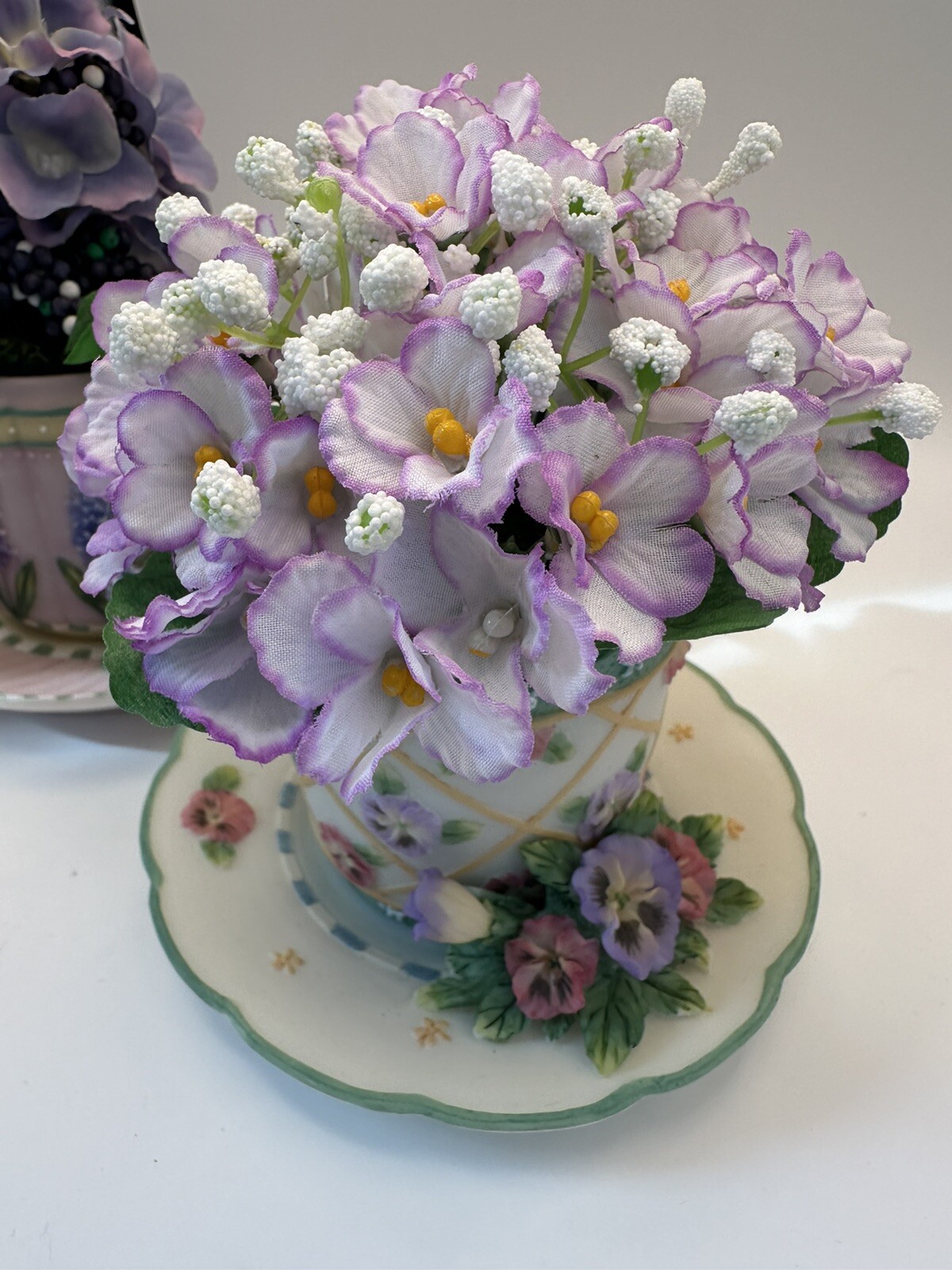 Set of 2 Resin Teacups Mug with Faux Flowers A Richesco Corp CottageCore Decor