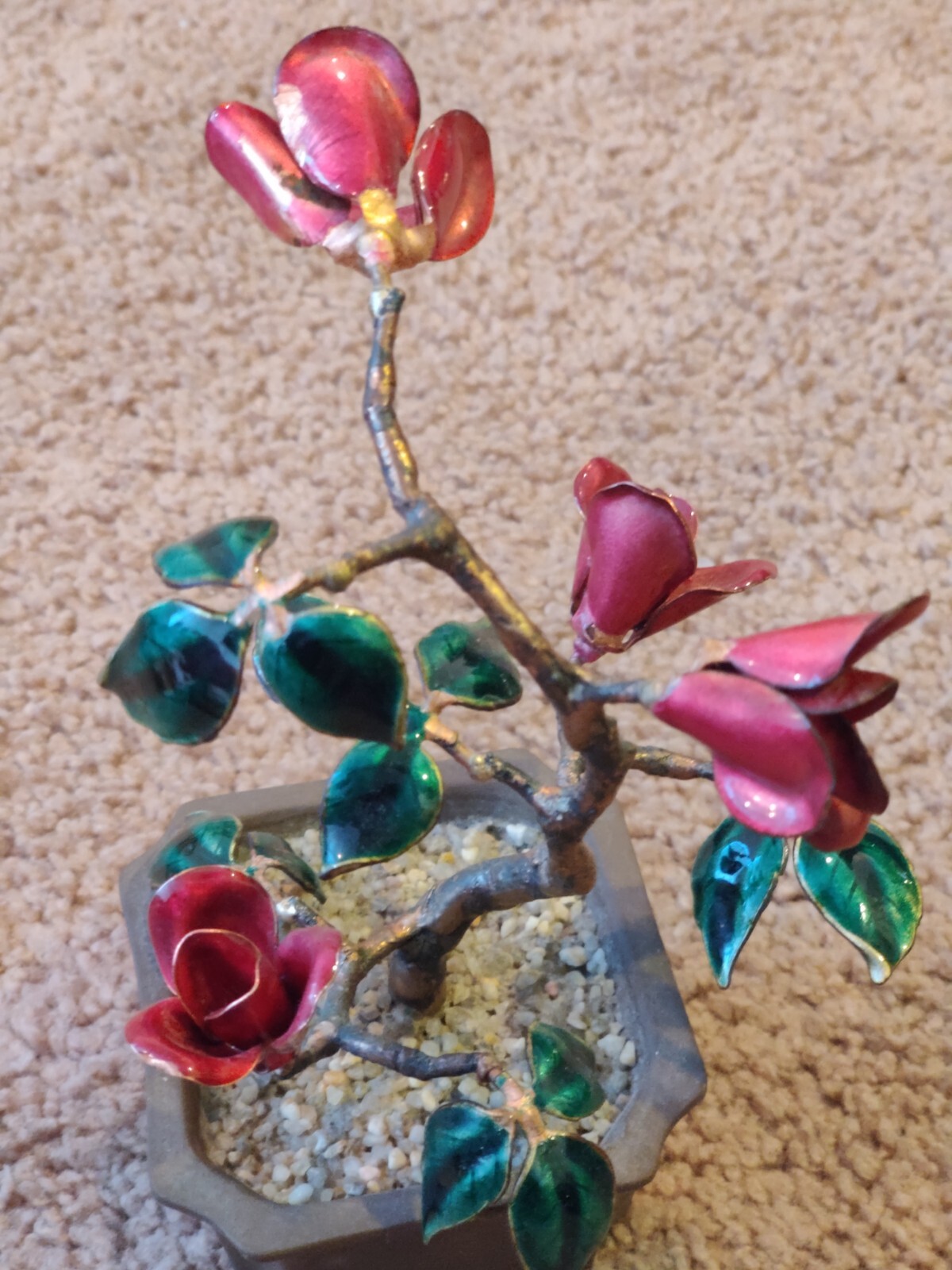 Metal Rose Bush. Enameled Roses And Leaves In Planter With Natural Stone