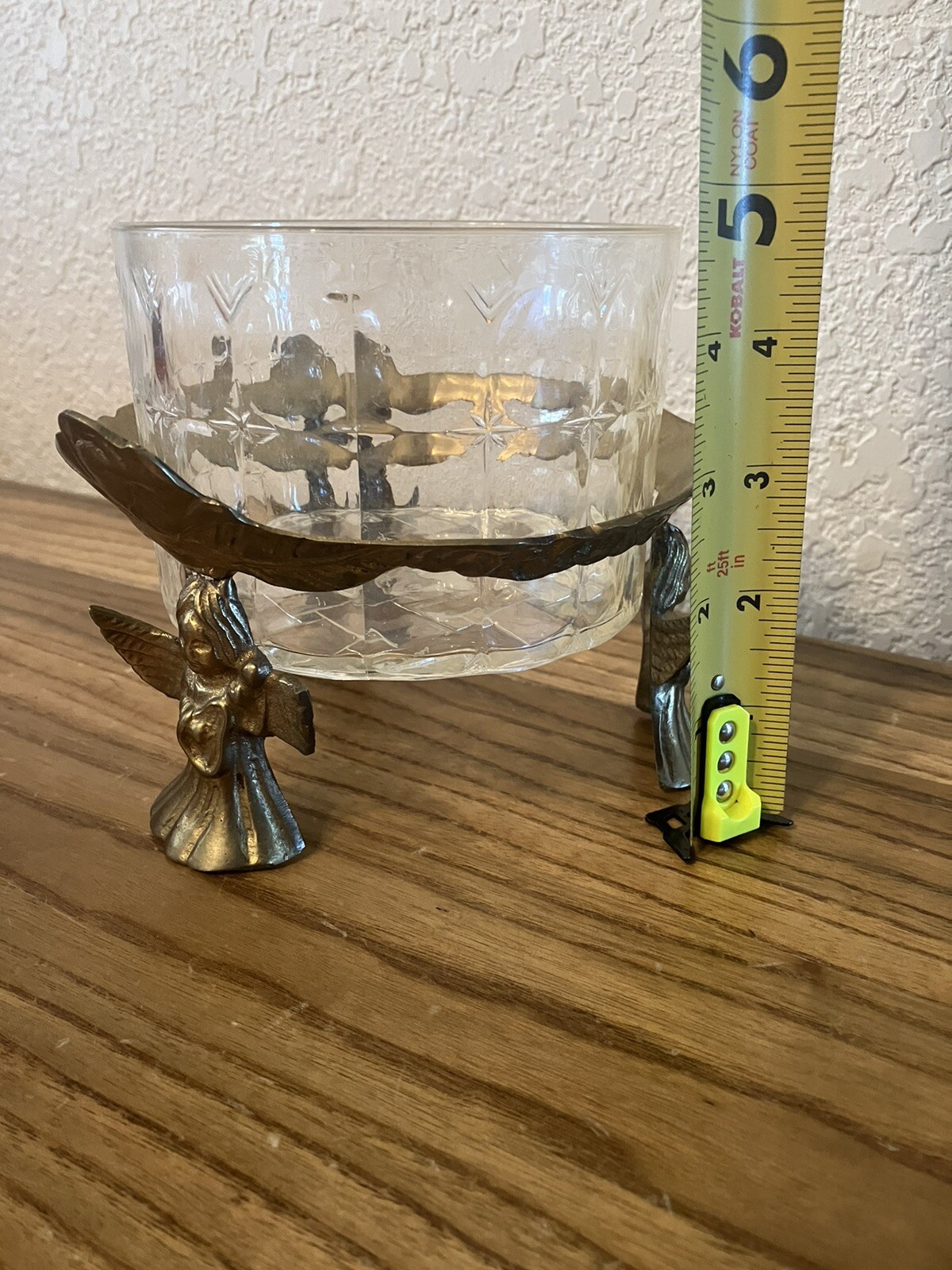 Metal Angels With Instruments Plastic Bowl Centerpiece