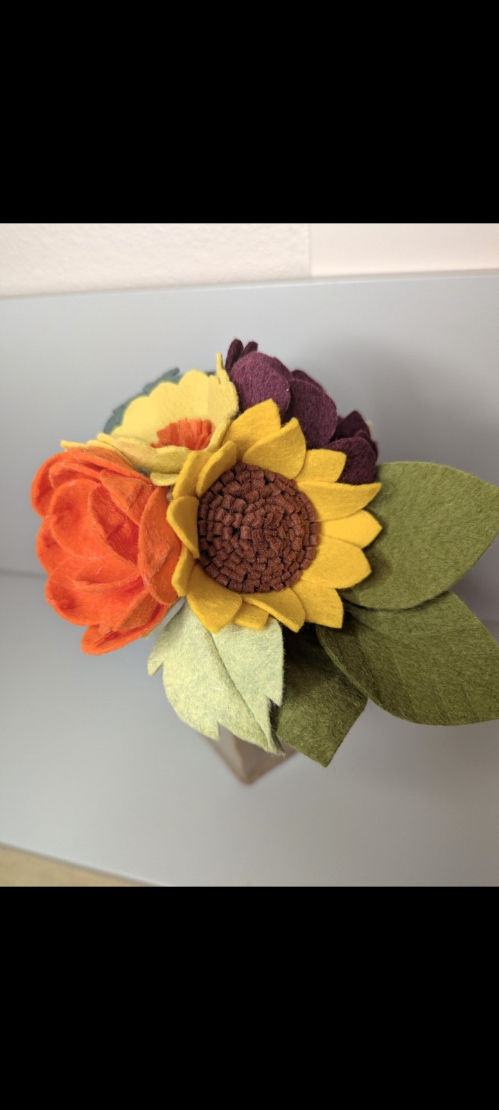 Beautiful Hand Cut Wool Blend Felt Flower Bouquet Gift Wrapped/Great Gift Idea!