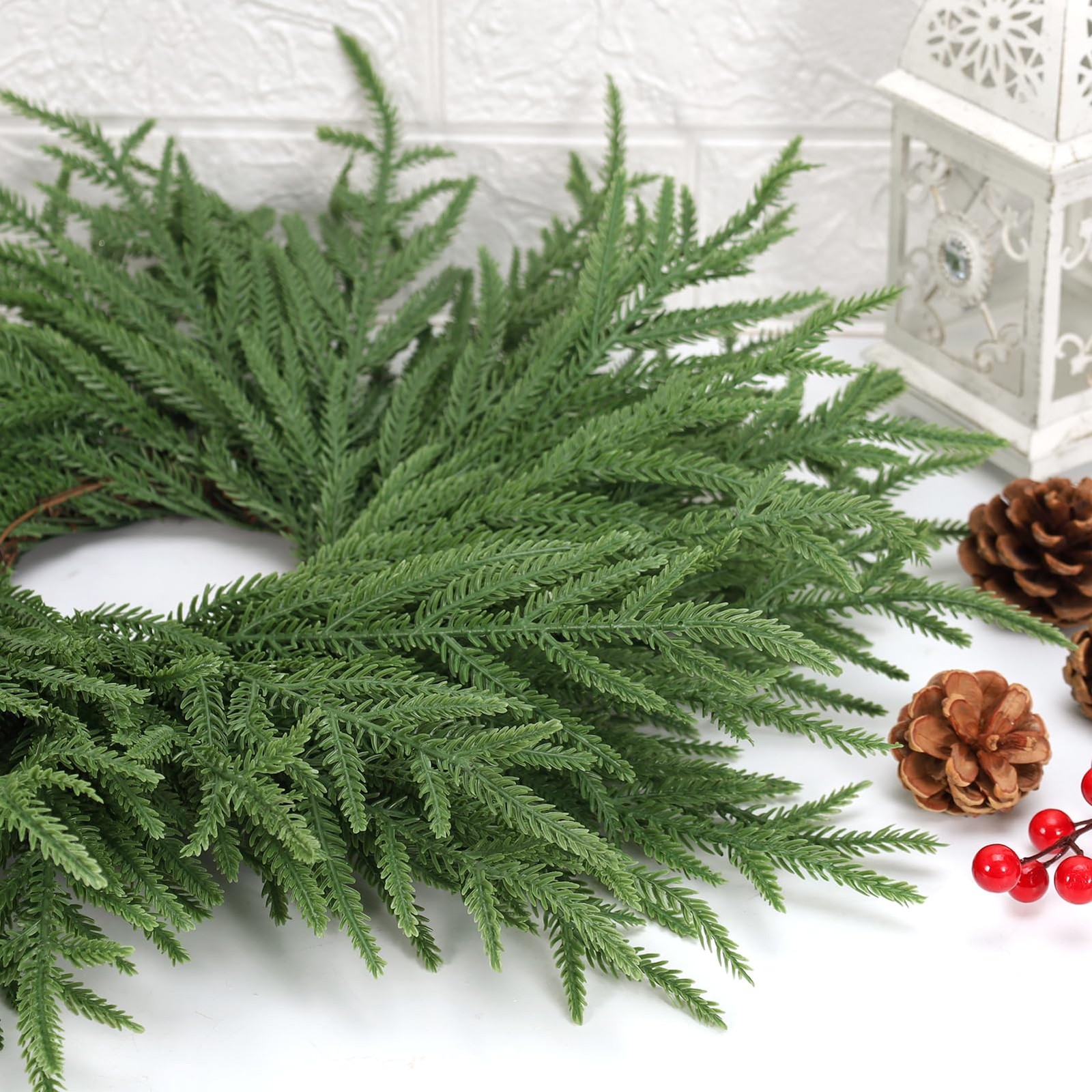 100PCS Christmas Norfolk Pine Branches,14.9 inch Artificial Norfolk Pine Stem…