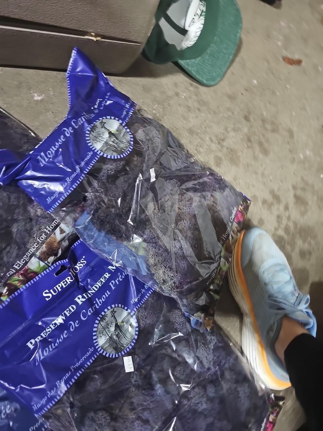 Quality Growers Preserved Reindeer Moss Purple/blue/grey/black 9 Bags