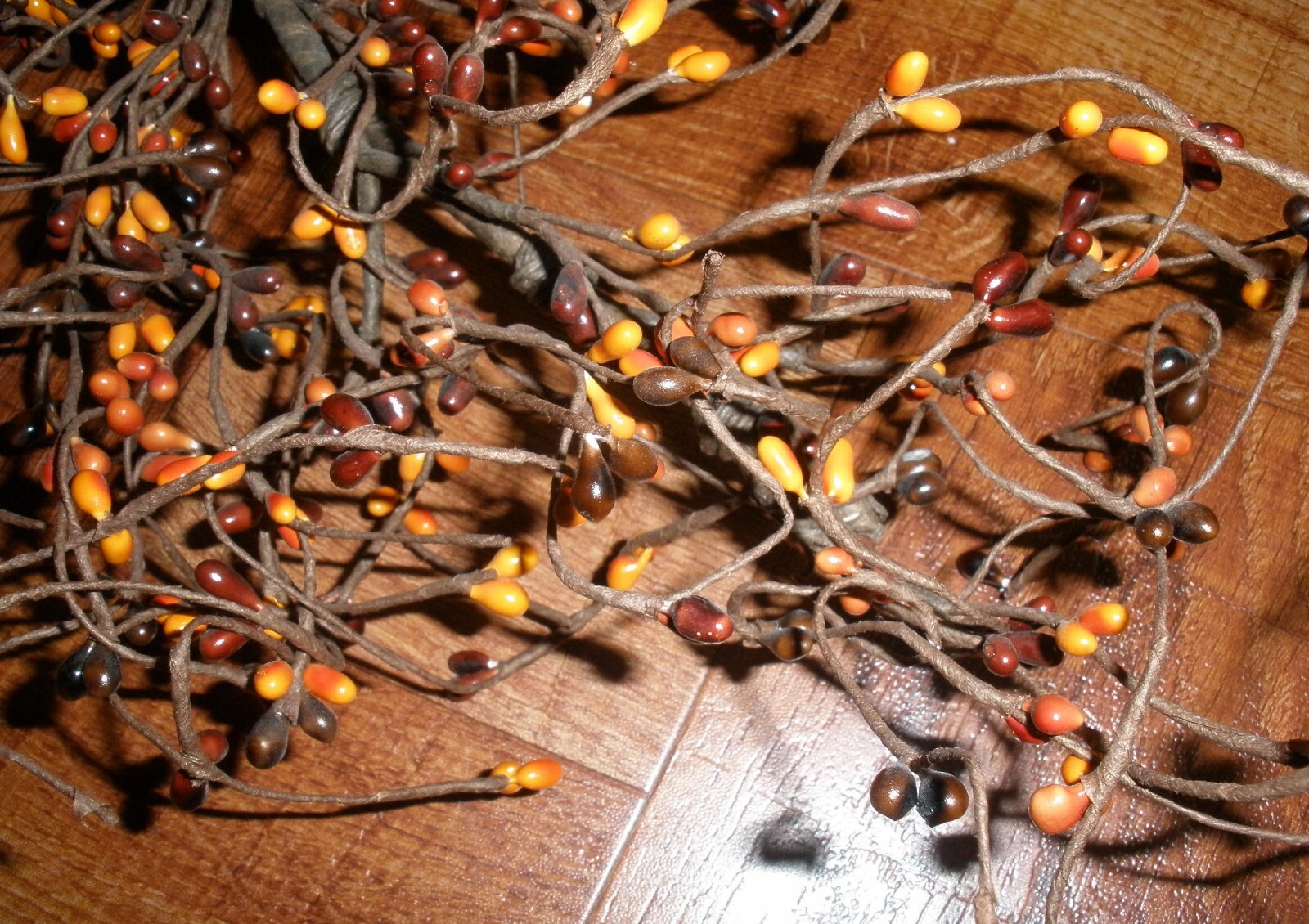 Pip Berry Garland in Pumpkin Spice – 4.5′ / 4.5 FT / 54″ – Orange Brown