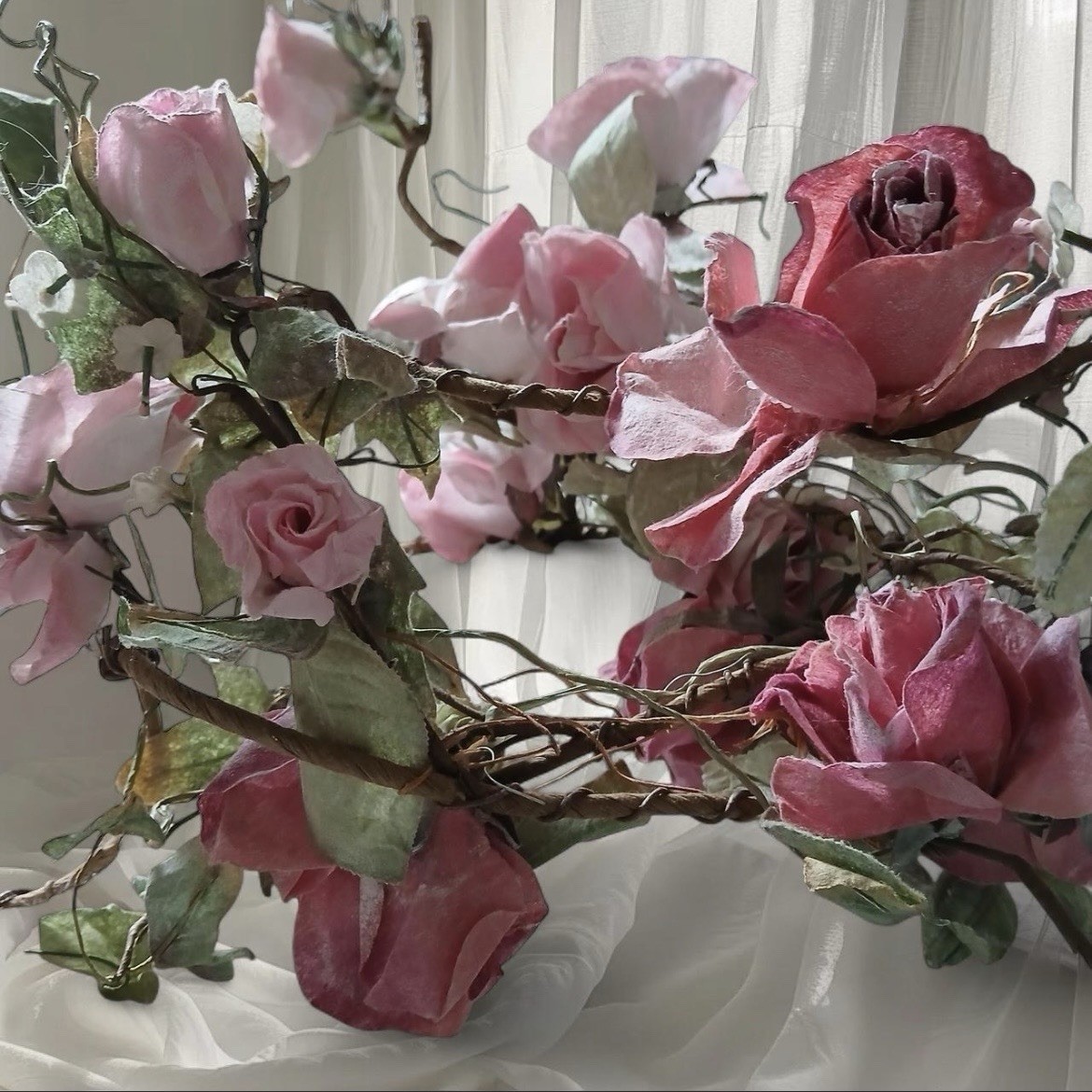 Vintage Dusty Rose Floral Garland 8.5 Ft Velvety Rose Vine Cottagecore Decor