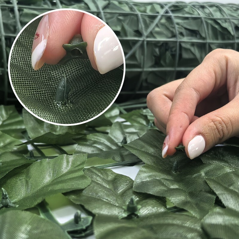118″x39″ Faux Ivy Leaf Fence Panel – Weatherproof Privacy Screen for Outdoor Déc