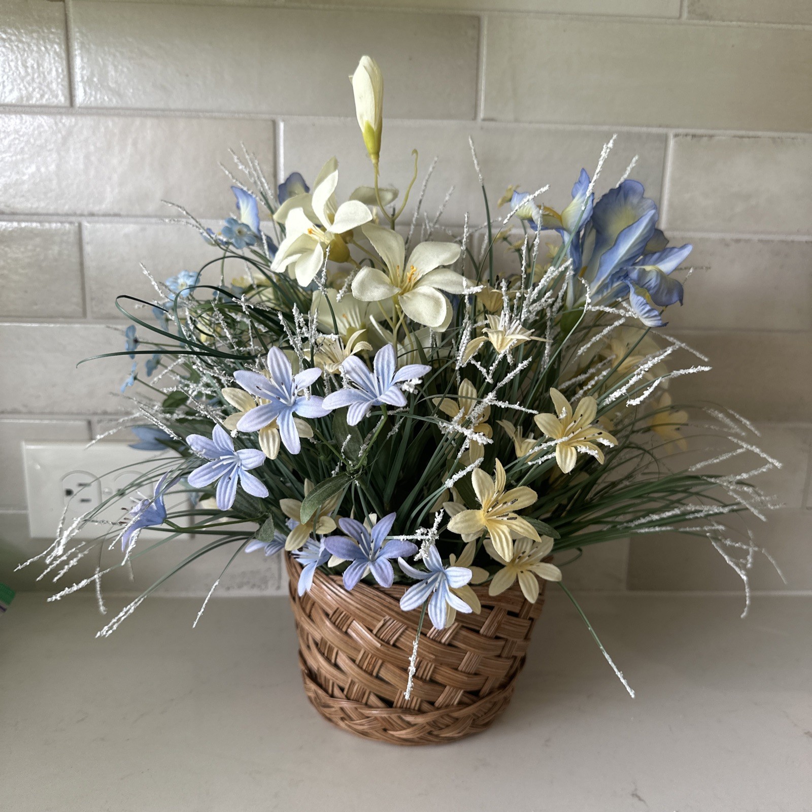 ARTIFICIAL FLORAL ARRANGEMENT Blue, White, Yellow, Green 12″ High