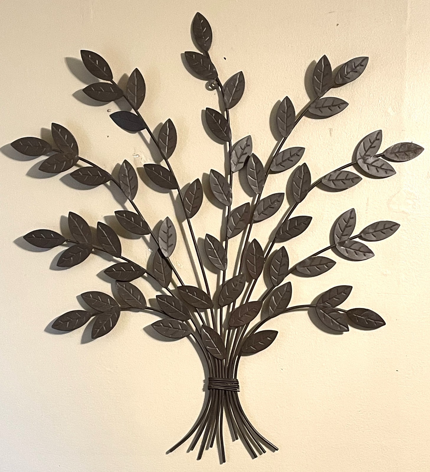 Brown Metal Tree Branch Wall Hanging Art 26″ Square Leaf Nature Decor Large
