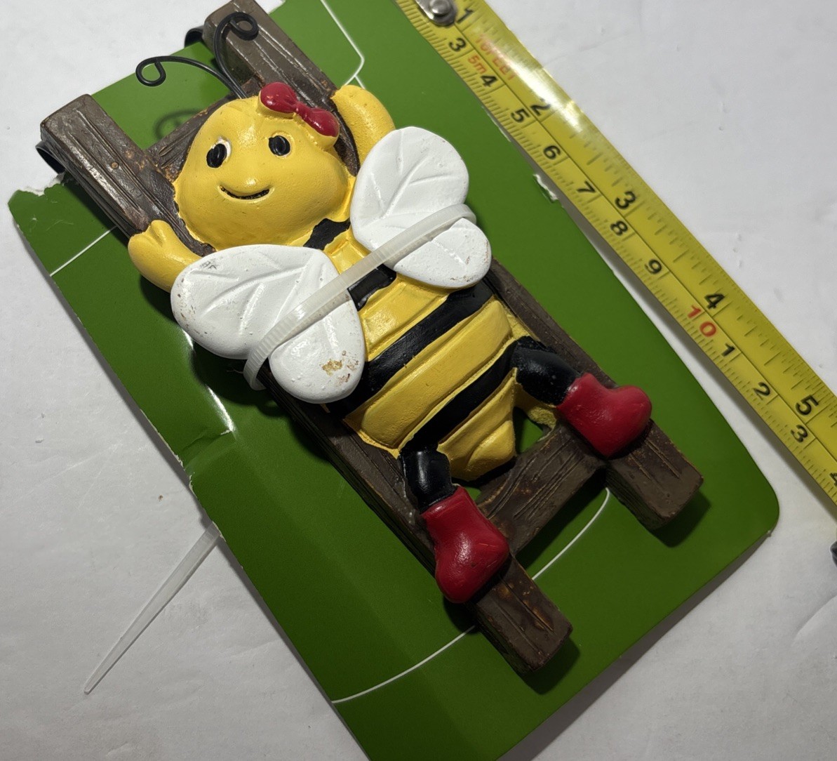 Garden Collection Hanging Flower Pot Hugger, Girl Bee Themed Decor—NEW