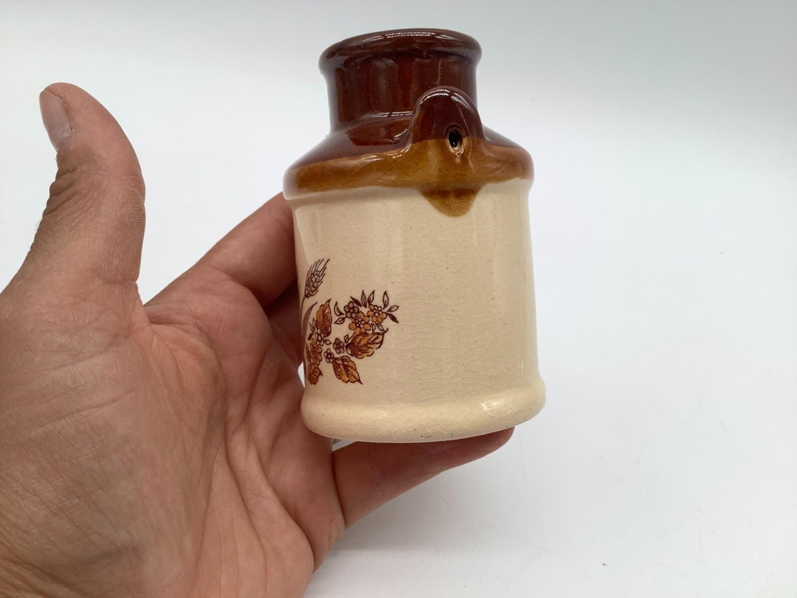Vintage Country Collection Decor Holder With Dried Flowers Brown Beige Stoneware