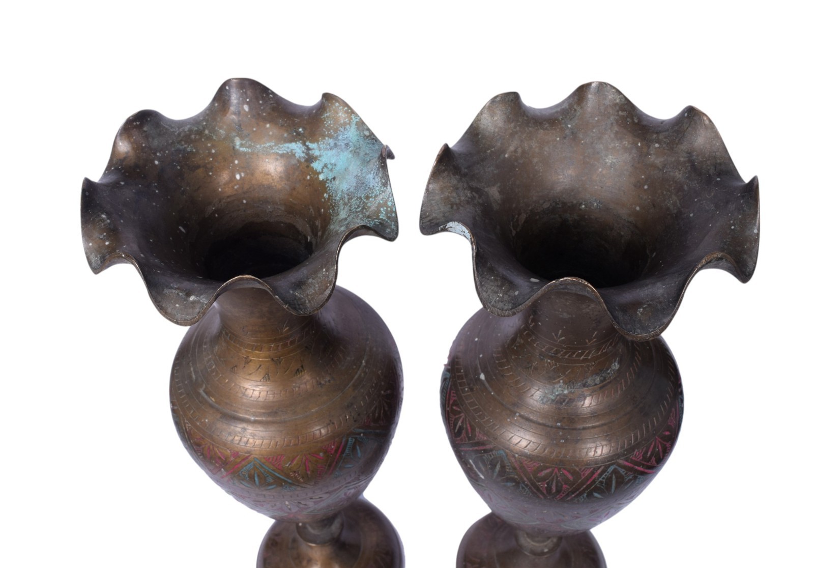 Pair of vintage brass highly decorative beautiful big size flower pots. G7-654