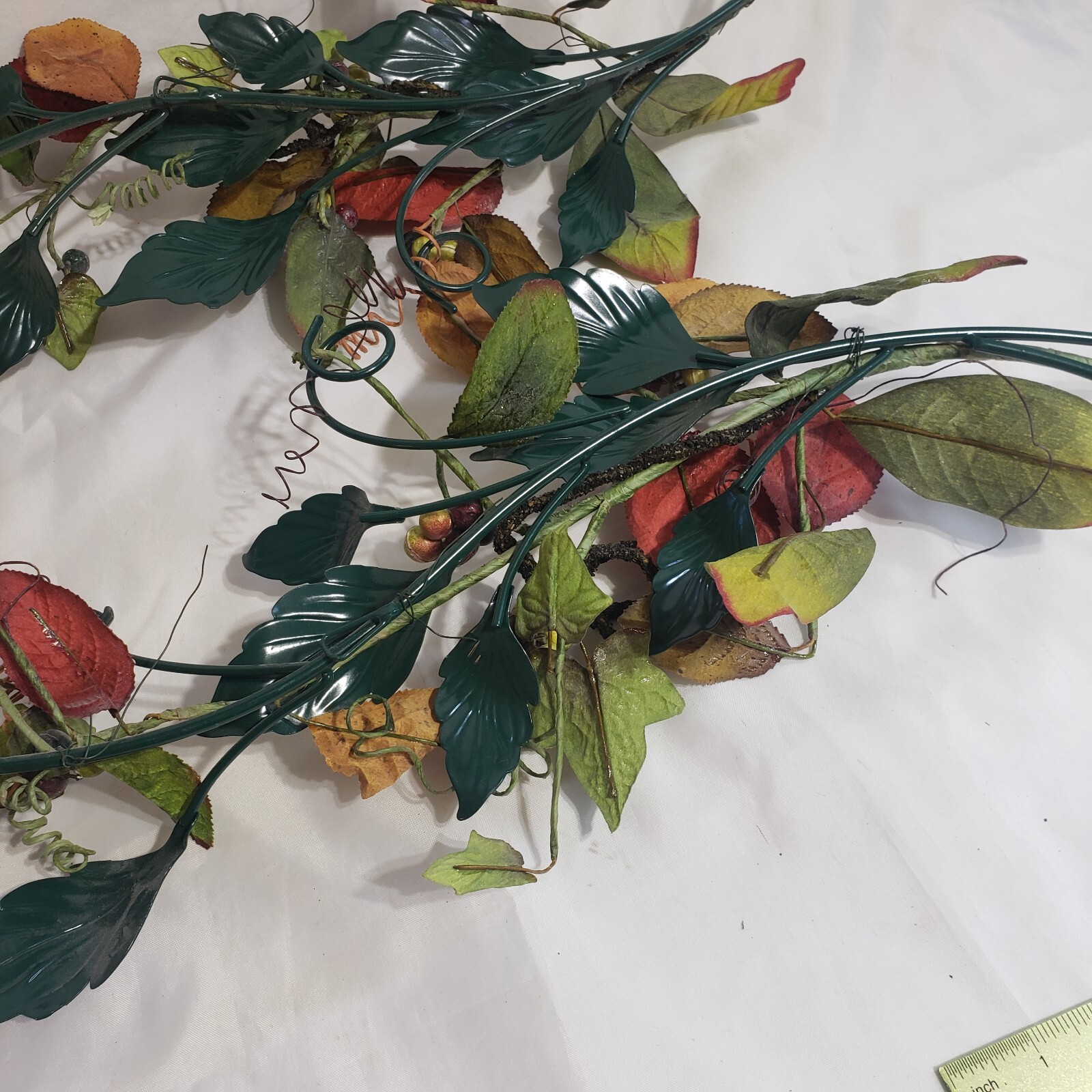 Mixed Material Metal and Floral Wall Decor Hangings Country Colorful