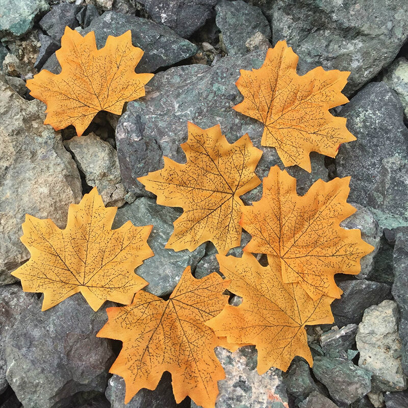 100pcs 6 colors Fall Silk Leaves Wedding Favor Autumn Maple Leaf Decorations