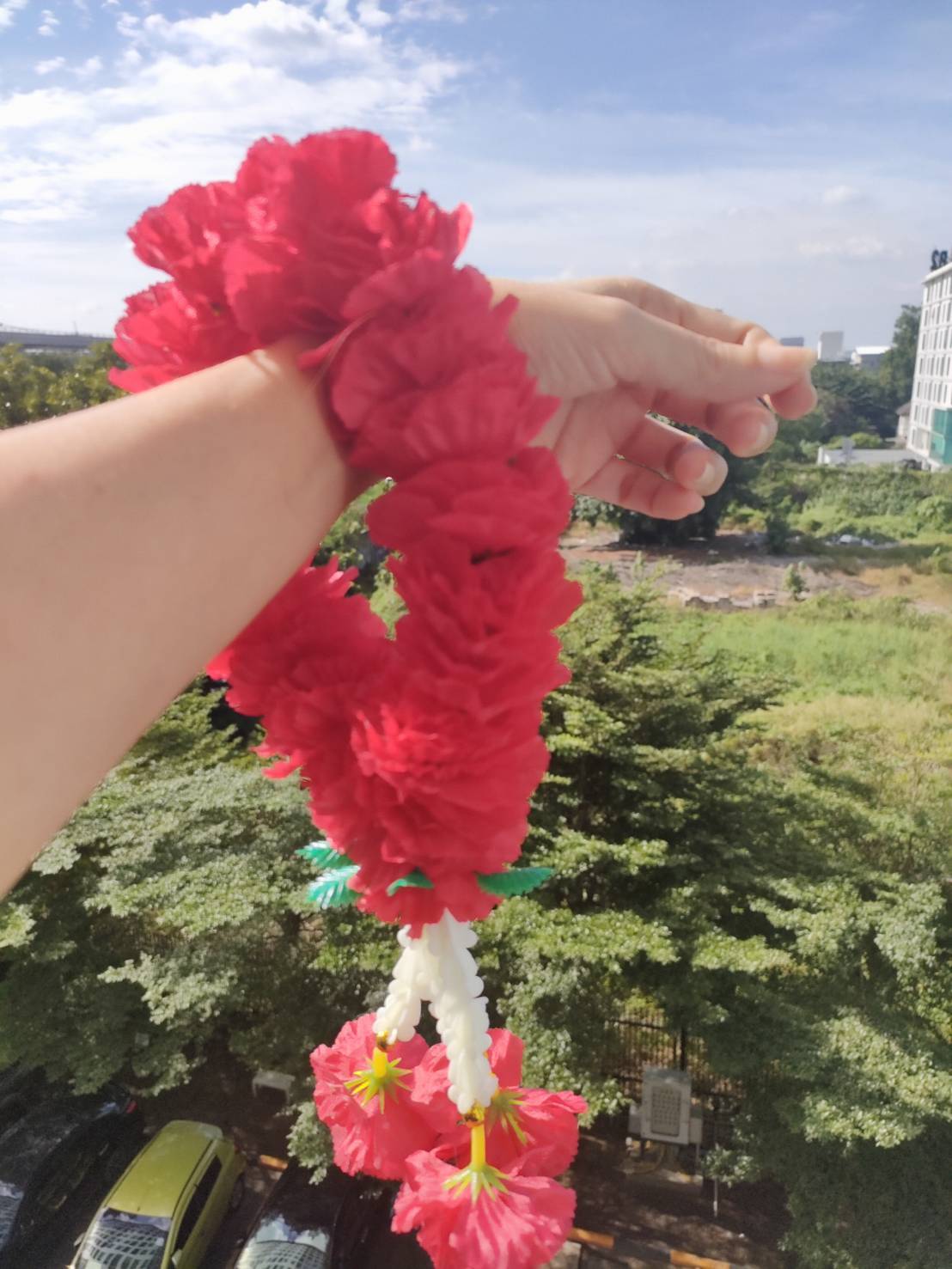 Hang Phuang Malai Artificial Thai Marigold Flower Fabric Mini Round Garland Gift