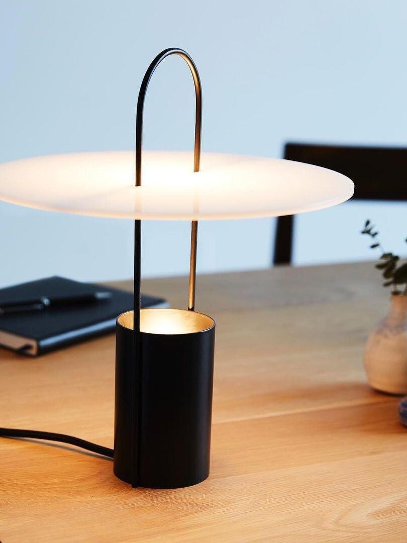 Modern Minimalist Table Lamp – Soft Ambient LED Light | Contemporary Home Decor