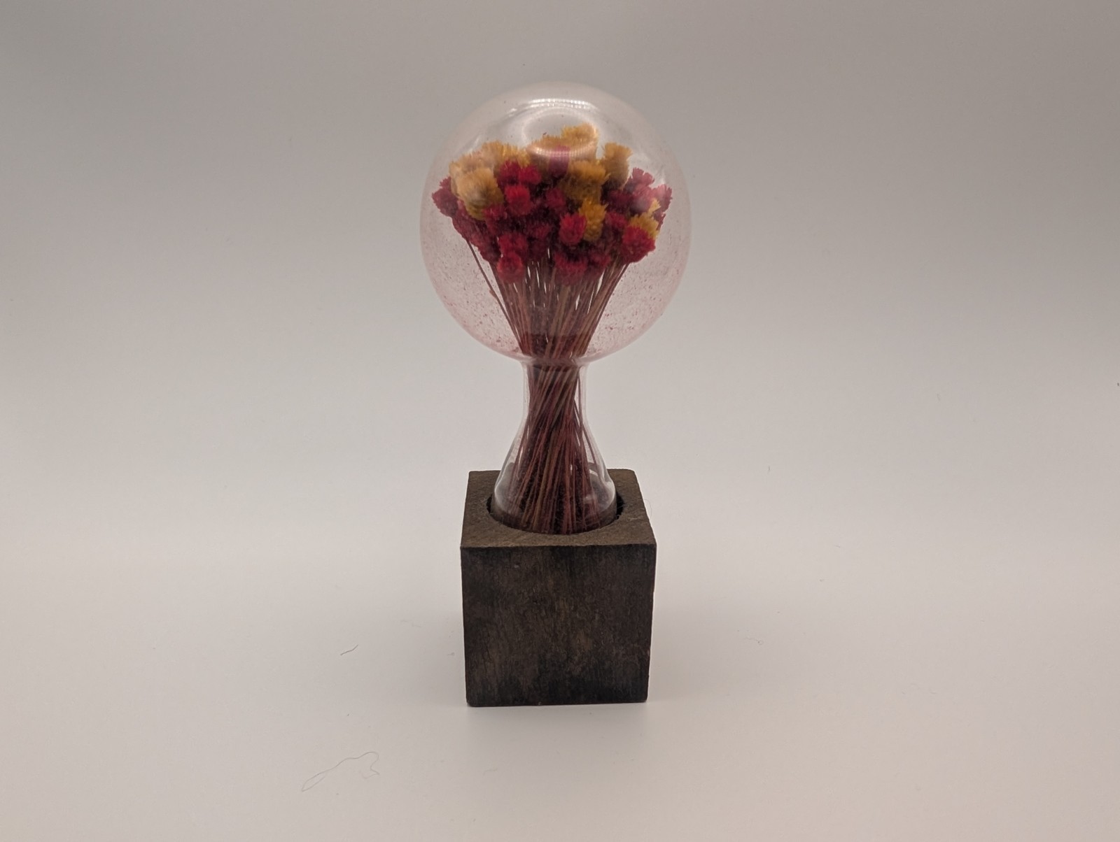 Vtg Dried Flowers Glass Wood 1970s Cottage Core Fairy Farm Country Paperweight