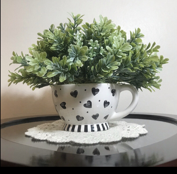 Black & white farmhouse hearts stripes teacup greenery plant Handmade Enesco cup
