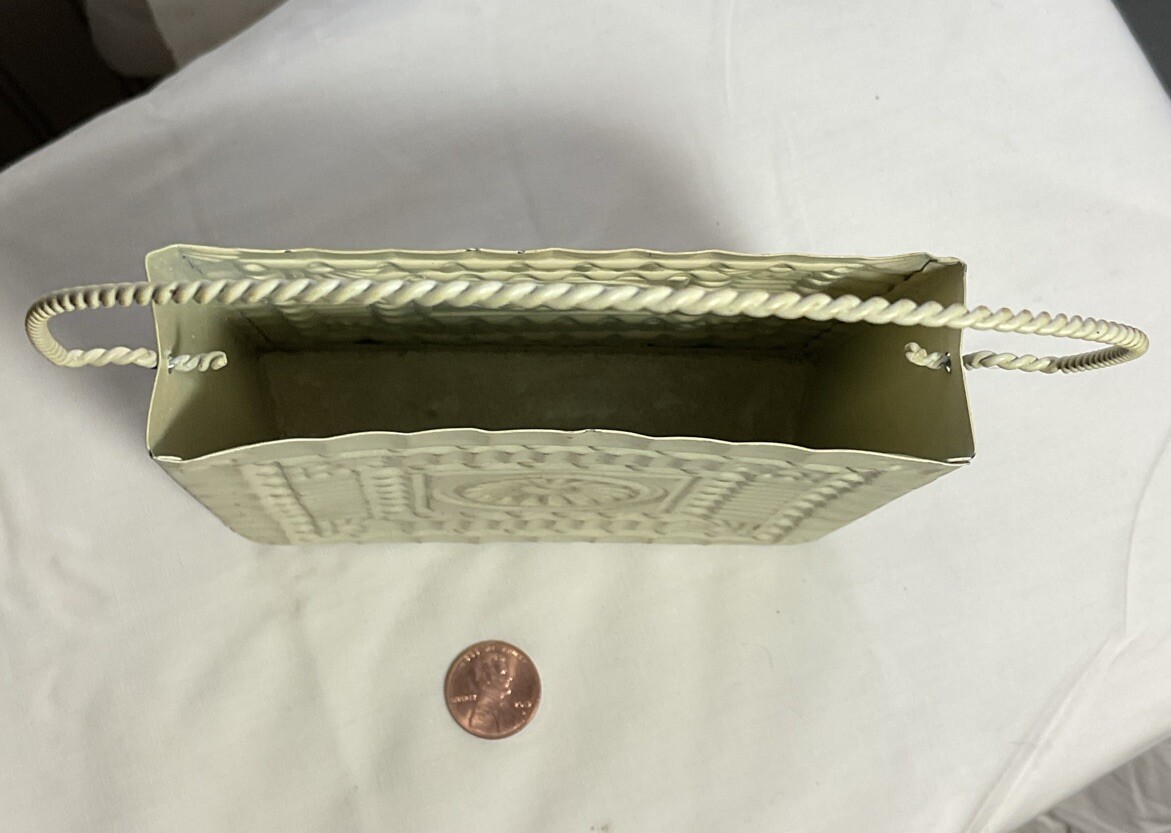 Cottage Core Decor By Elegant Expressions Small Crème Color Metal Tote Boho Chic