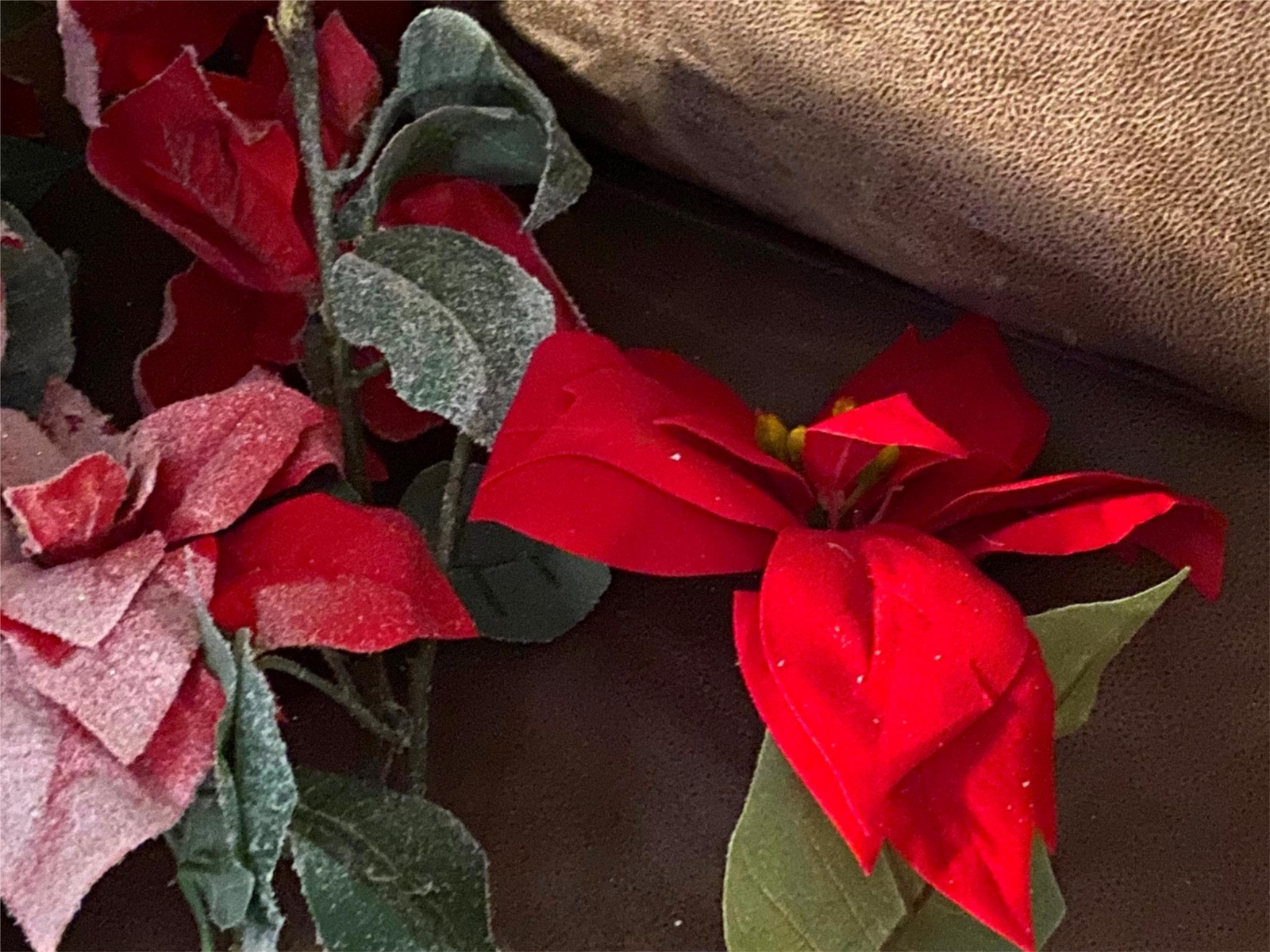 Lot of 8 Artificial Flowers Christmas Holiday Snow Covered Poinsettia Bloom Room