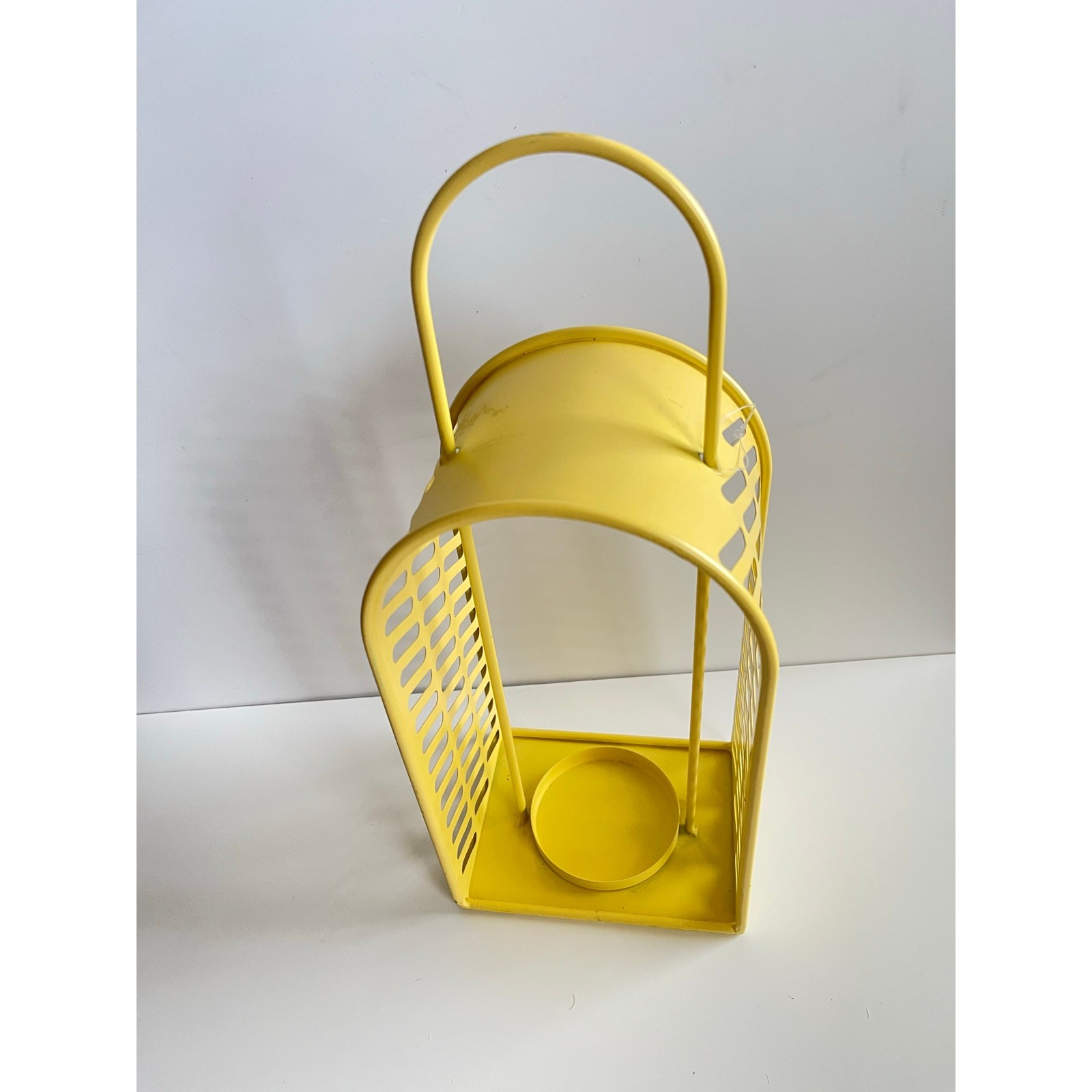 Metal Yellow Decorative Candleholder Centerpiece