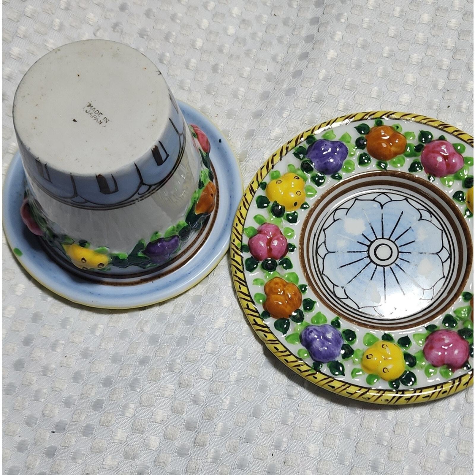 VINTAGE EUC PAINTED GLAZED FLOWER POT AND TRAY SAUCER COMBO
