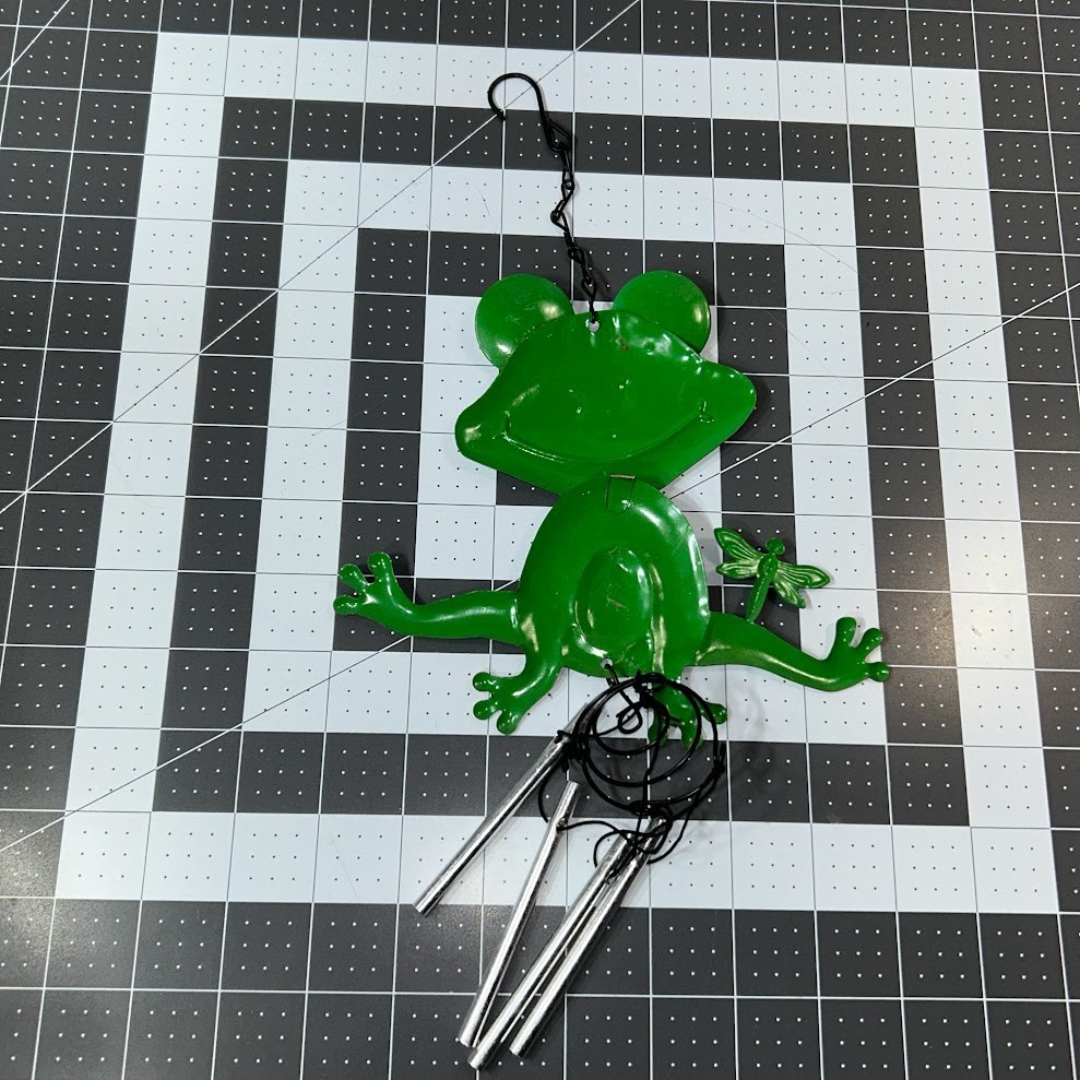 Butterfly, Frog, & Sun Decorative Hanging Outdoor Indoor Metal Chimes Lot of 3