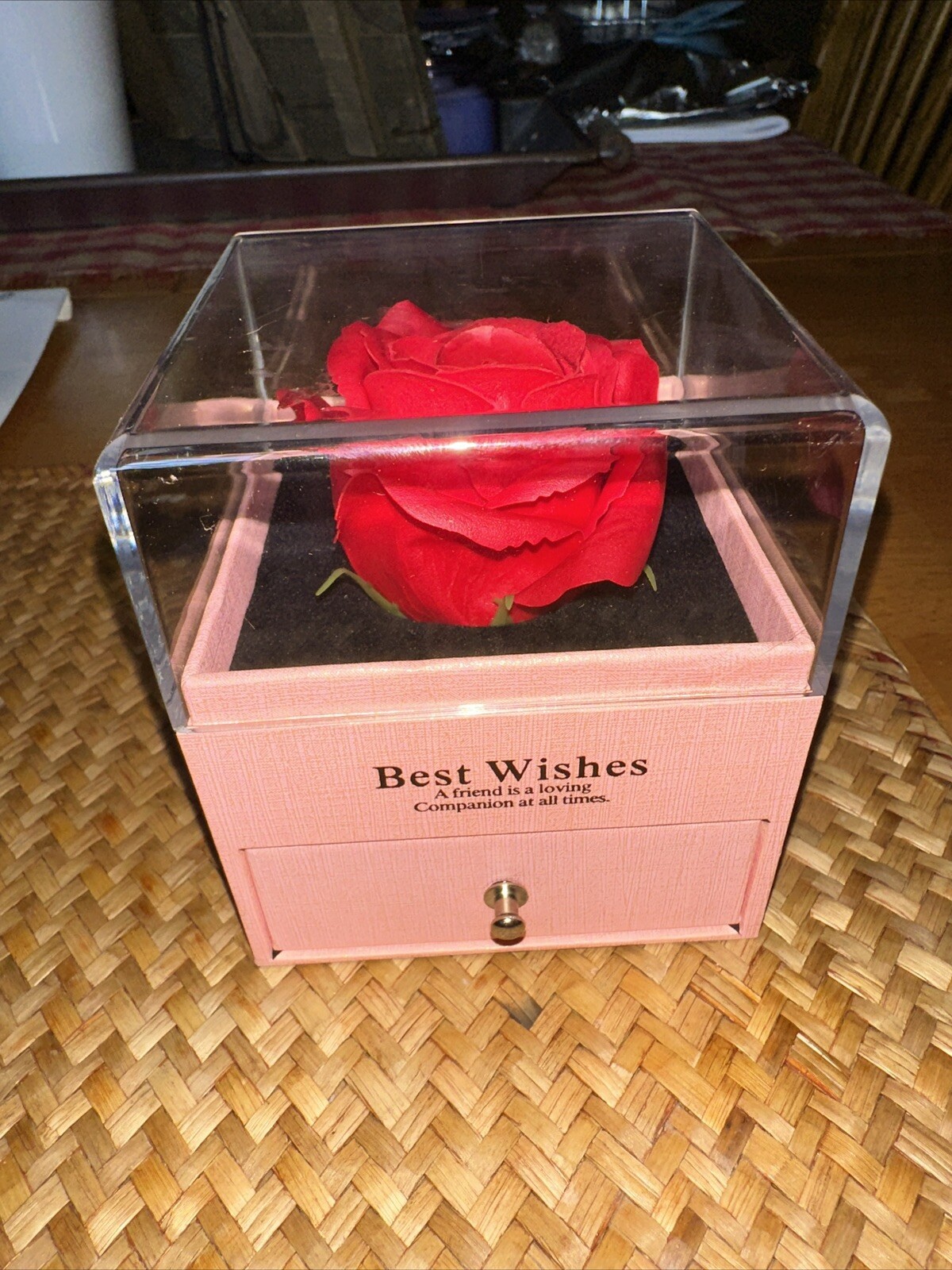 BEST WISHES RED ROSE +GOLDEN HEART NECKLACE A FRIEND IS A LOVING COMPANION