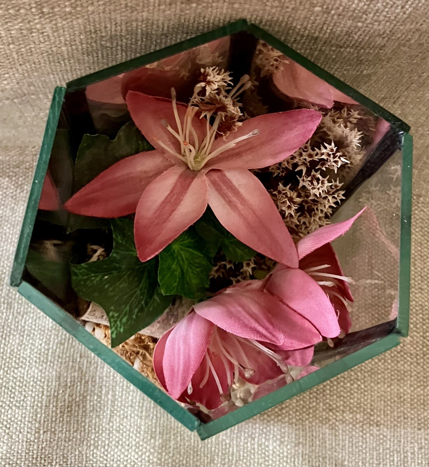 Vtg Geometric Terrarium Faux Pink Lily Glass Polygon On The Rocks Mirror Back