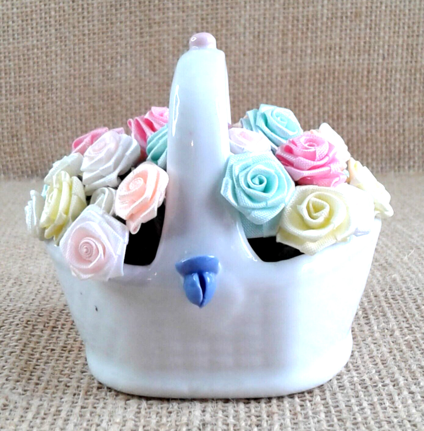 Original Floral Decor Tiny Ribbon Roses Porcelain Basket Chic Country Gift 1447
