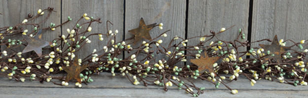 Pip Berry Garland w/ Rusty Tin Stars – 40″ L – Coffee Bean Brown Green Yellow