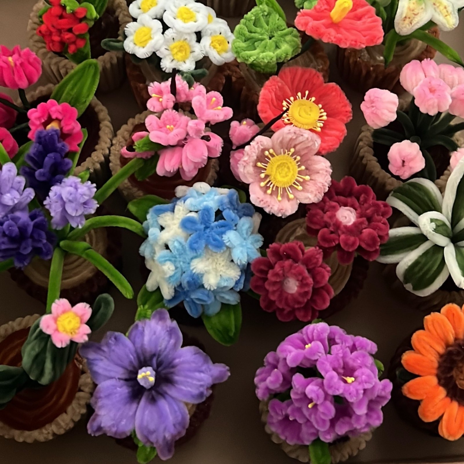 Fuzzy Wire Flower in a Pot, Pipe Cleaner Flower a flower of your choice