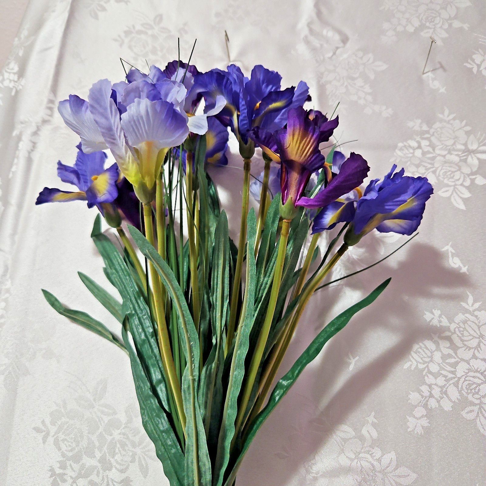 Home Interiors Purple Lavender Blue Iris Greenery Bouquet/ 18 inches tall/ New