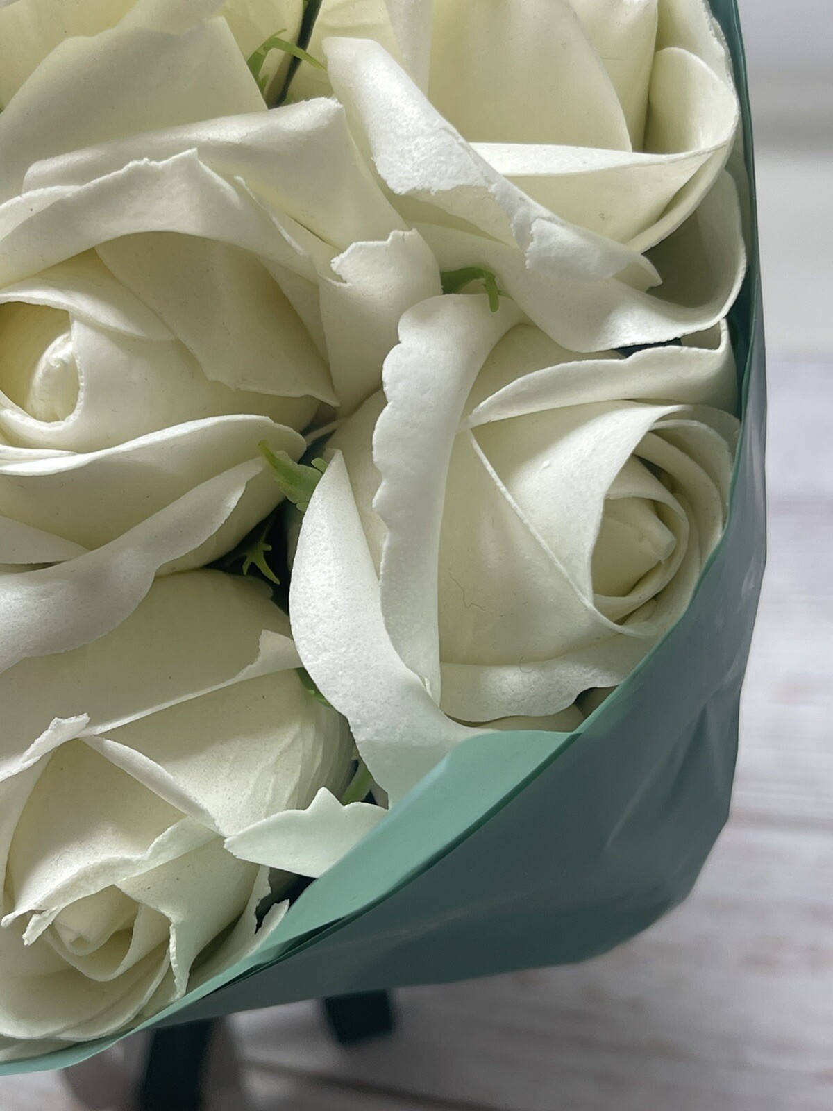Artificial Whit Roses Flowers Bouquet of 11 White Roses Faux Roses Deco Nice