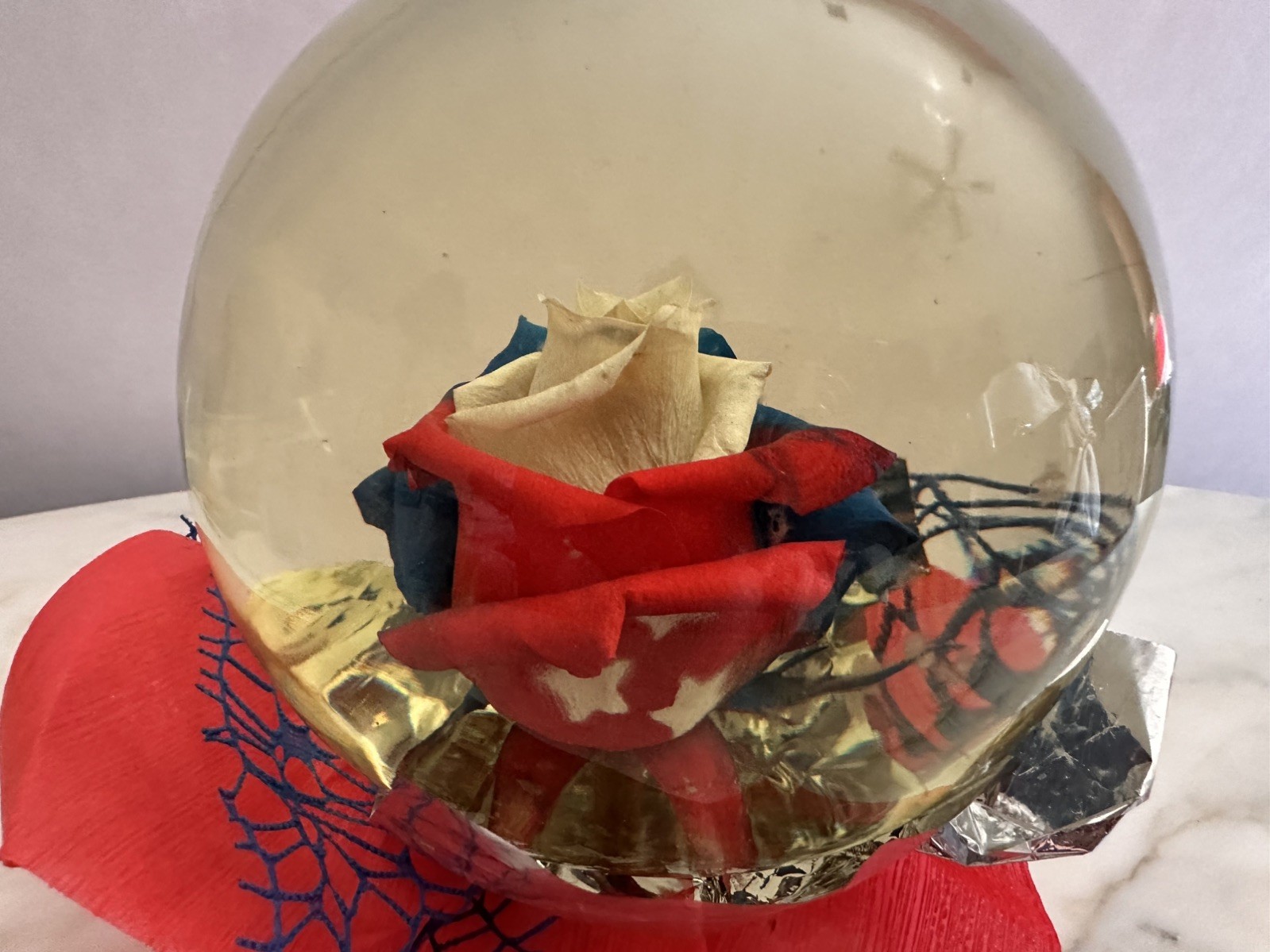 Forever American Flag ROSE In Glass Ball Water Dome Globe Large Real Rose 6×6