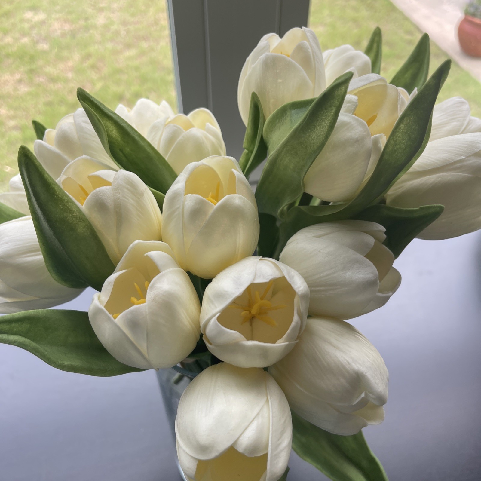 24Pcs Fake Tulips Artificial Flowers PU Artificial Tulips Real Touch milk white