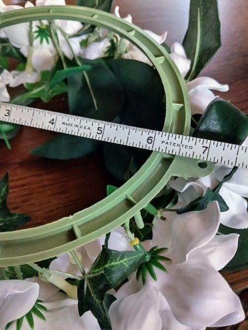 REAL TOUCH Gardenia candle ring for a 6″ pillar candle or cremation urn.