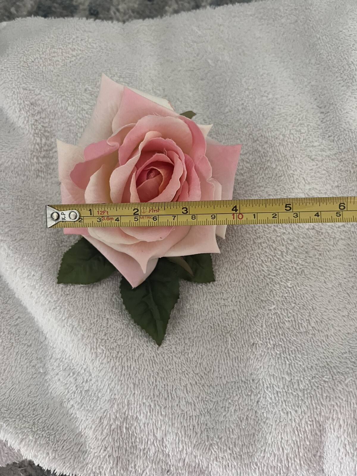 VINTAGE FABRIC ROSE WITH METAL CLIP