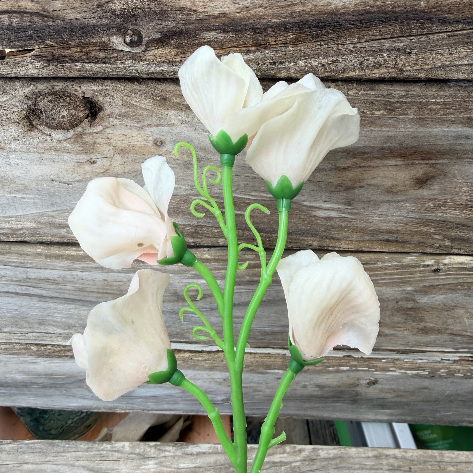 MCM Plastic Houseplant Stem Sweet Peas Lot of 7 Stems Millenary Hats Crafts Fun