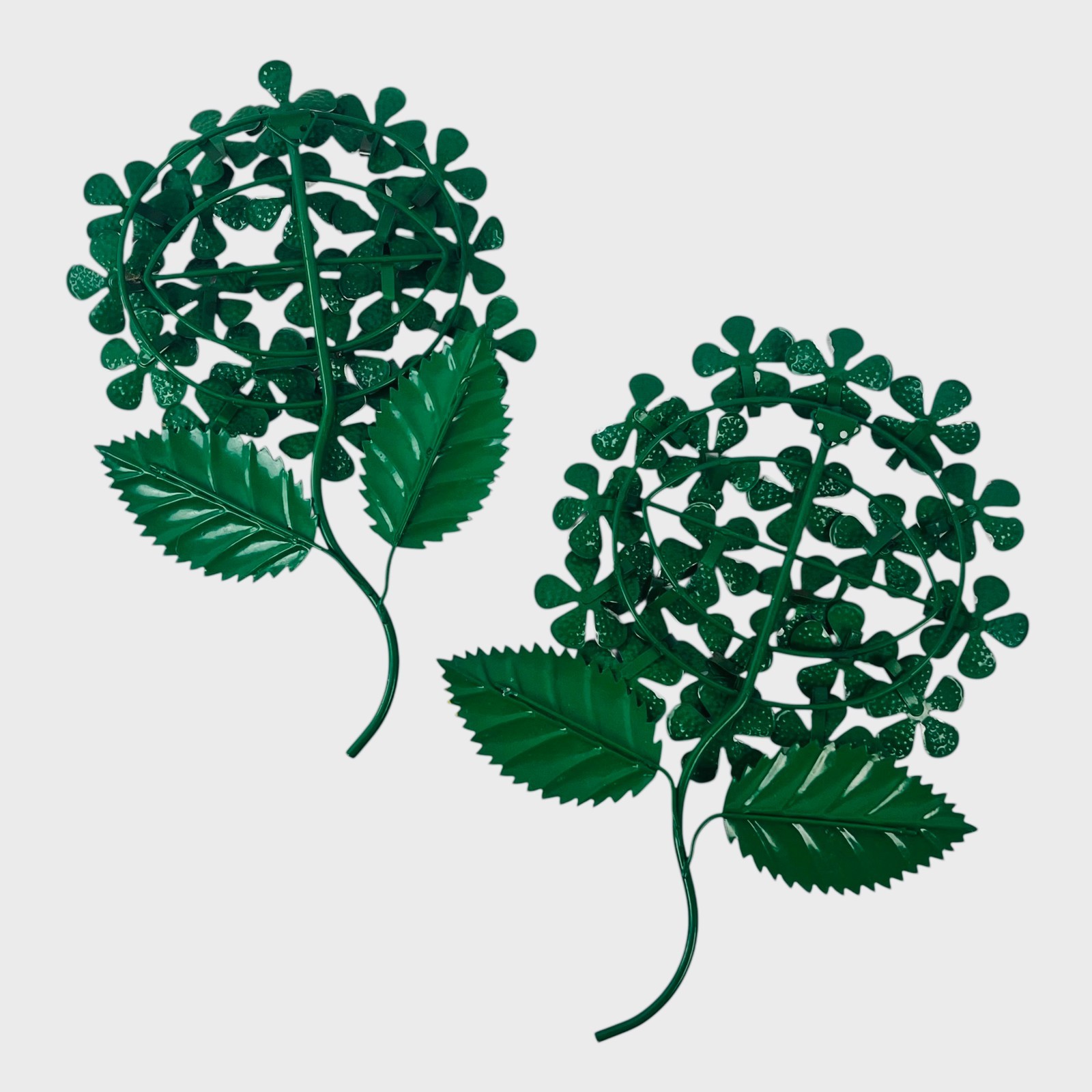 Metal Floral Boquets Hanging Art Set 2 Wall Decor Patio Sunroom Indoor Outdoor