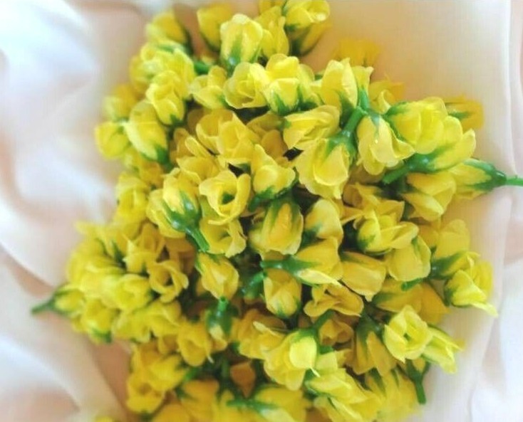 100pcs Rose Head fabric Plastic Artificial Craft Supplies Bulk Decor Size 2×4 cm