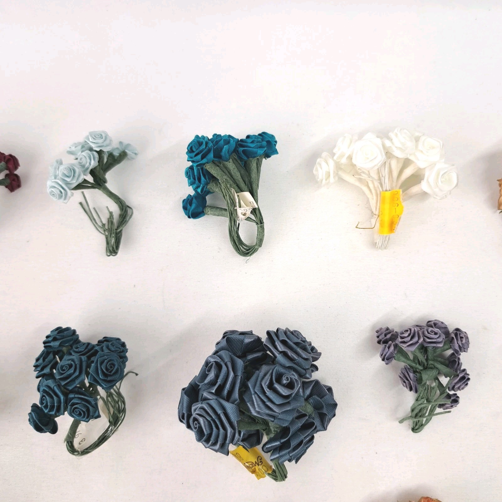 Lot Of 21 Mini Artificial Craft Flowers Embellishments Making DIY With Beads