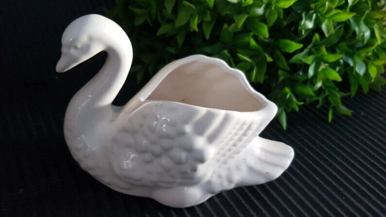 Vintage Ceramic Flower Pot – Swan Animal Planter