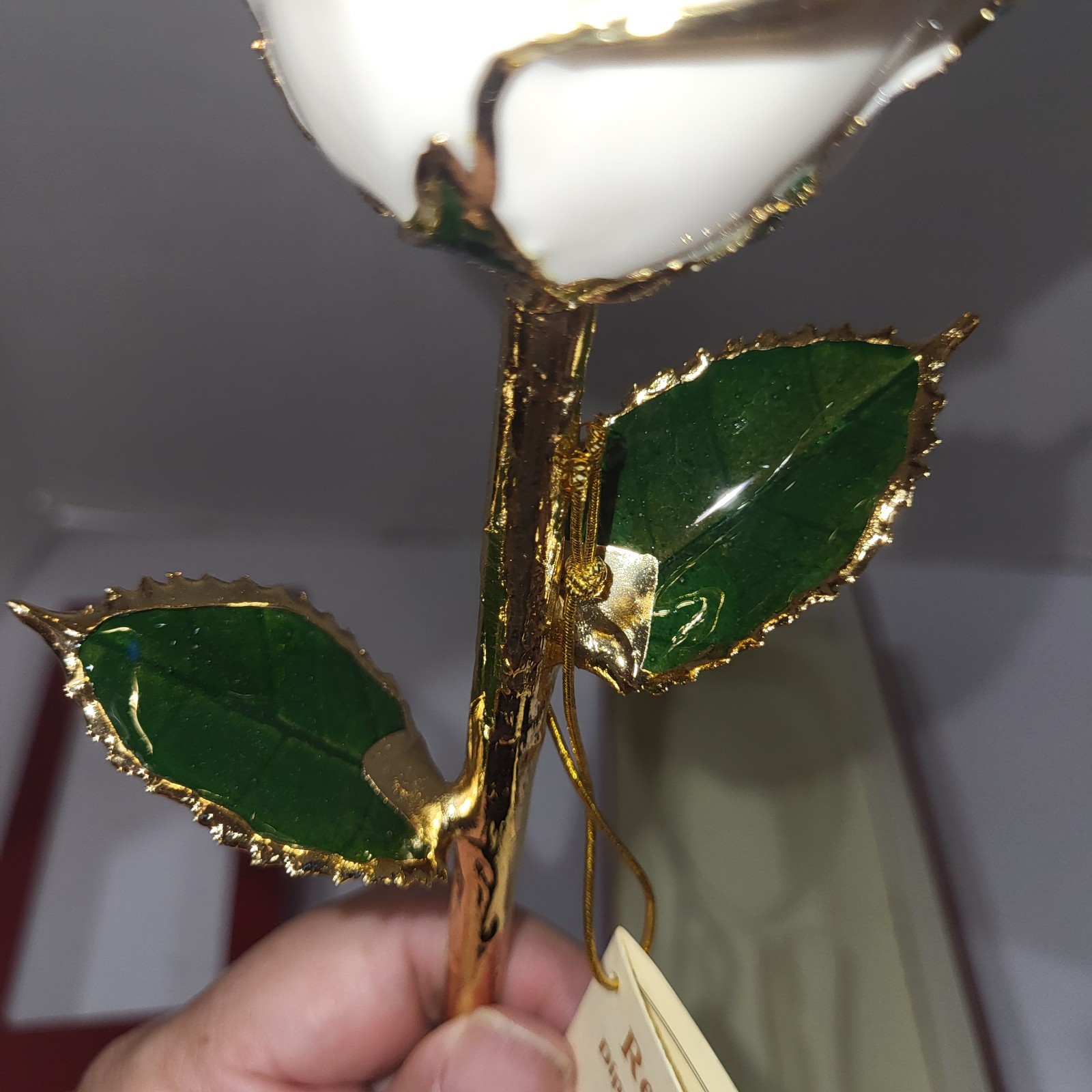 Living Gold Real Rose Dipped In 24K Gold White Boxed Vintage With Certificate