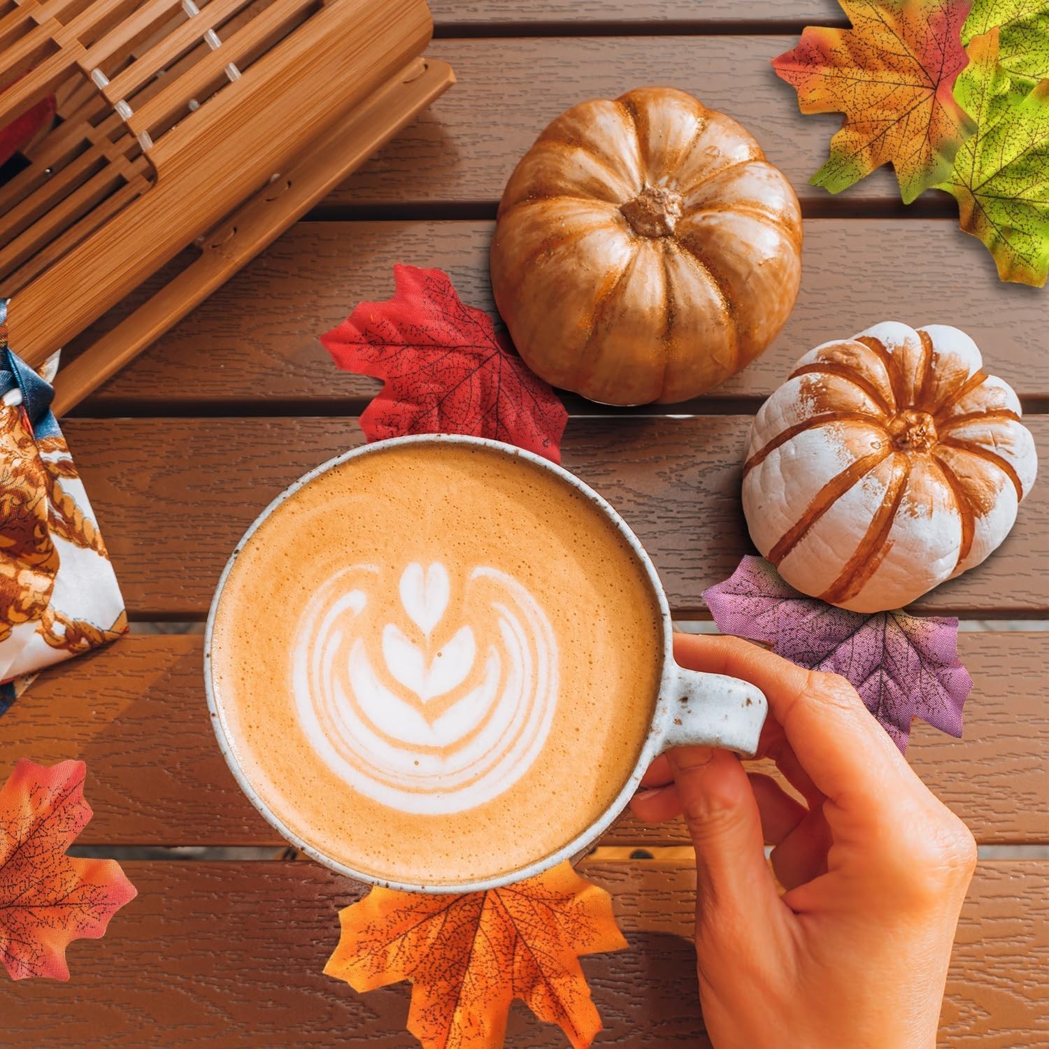300Pcs Maple Leaves, Autumn Artificial 6 Colors Mixed Fall Leaf for Fall Decor W