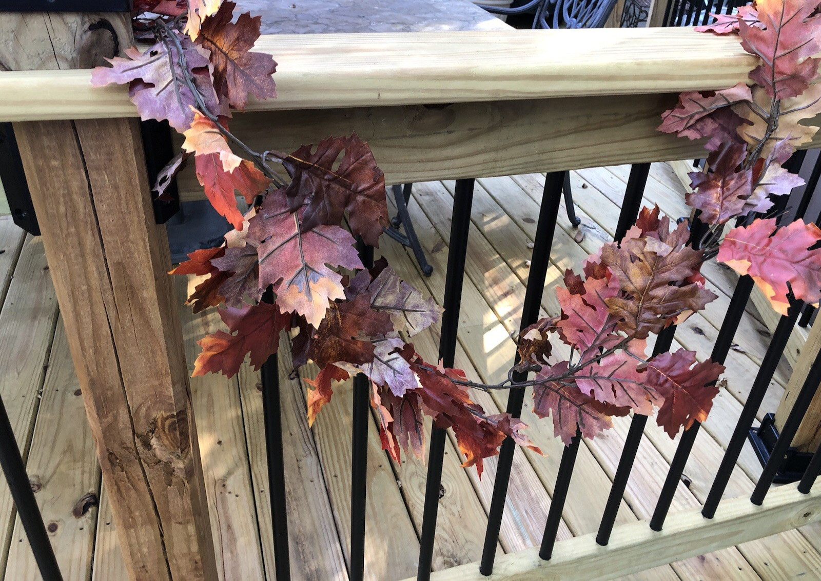 Brilliant Oak Fall Leaf Garland 18 FT Autumn Artificial Fall Leaves Wedding