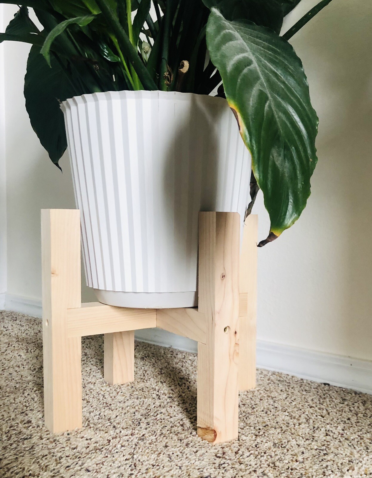 9.25 Inch Wooden Plant Pot Stand
