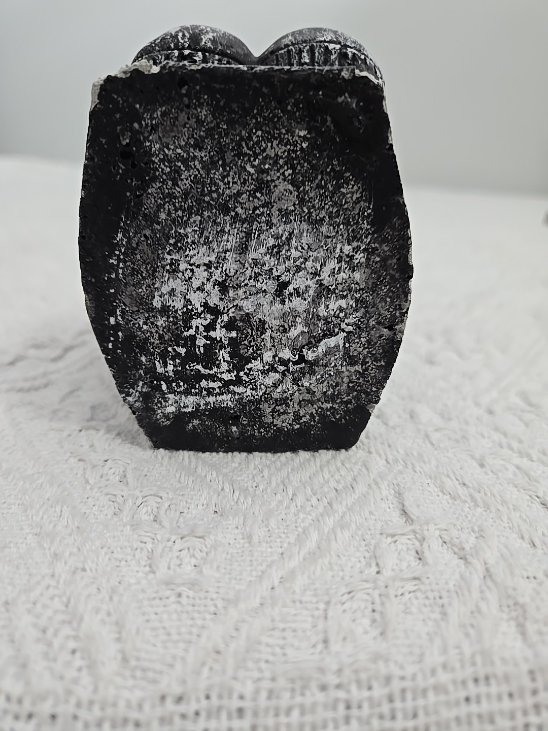Planter Made Of Stone – Pants Sitting On A Box 3.5″ Deep 2″ Opening READ