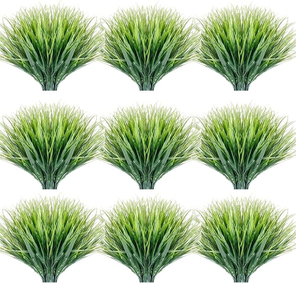 LushLife 30-Bundle UV-Resistant Artificial Grass Set for Indoor & Outdoor Decor